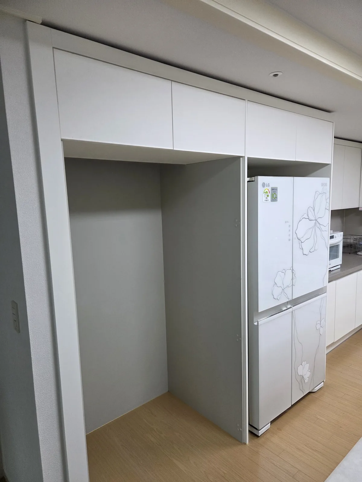 냉장고 상부장 해체 및 신설 시공 후 — 강남구 역삼동